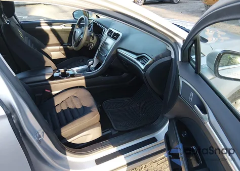 2014 Ford Fusion Hybrid Se z USA, uszkodzony, nr VIN 3FA6P0LU4ER242422